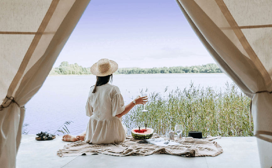 How to Choose the Best Tent for Your Glamping Adventure