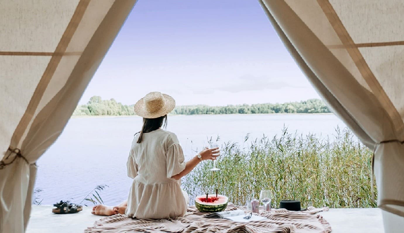 How to Choose the Best Luxury Tent for Your Glamping Site